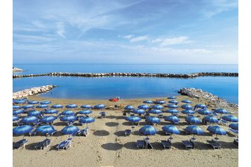 Hotel Marina di Montenero 2